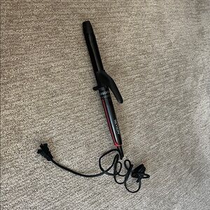 Revlon Black and Red Curling Wand